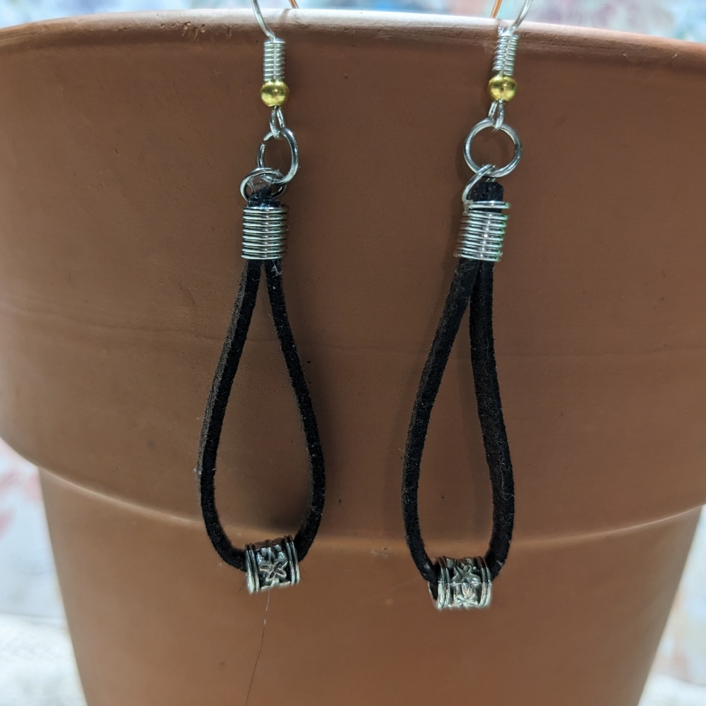 Dangle earrings